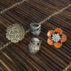 ☀️2 for $10☀️ 4 Costume Rings sold as a bundle